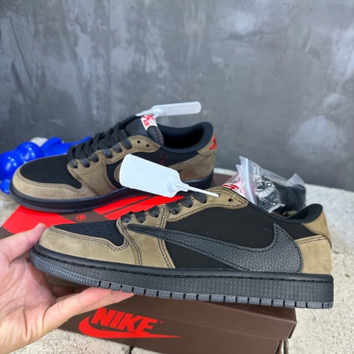 Travis Scott x Air Jordan 1 Low Black Brown