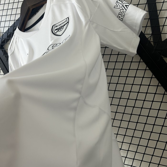 Arsenal White 'No More Red' Speicial Man Jersey 23/24