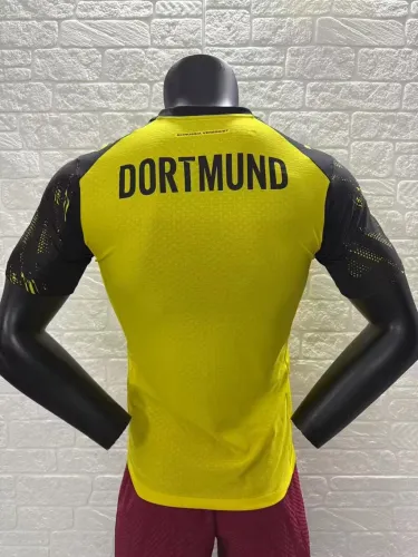 Borussia Dortmund Home Men Player Jersey 25/26