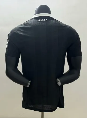 Real Madrid Goalkeeper Player Jersey 25/26