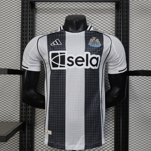 Newcastle United Home Player Jersey 25/26