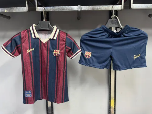 Barcelona Modernist Men Polo Kids Suit 25/26