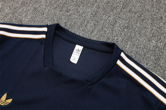 Juventus Training Short Sleeve Suit 25/26