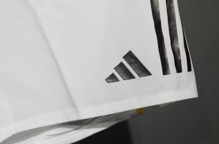 Real Madrid Player Home Shorts 25/26