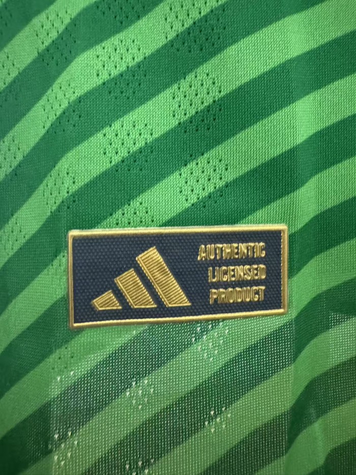 Newcastle United Away Player Jersey 25/26