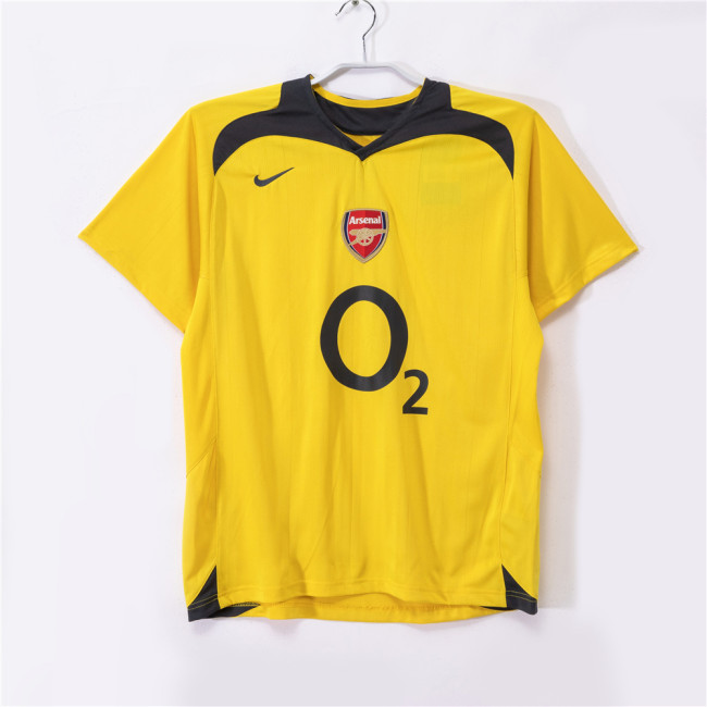 Arsenal Away Retro Jersey 2005/06