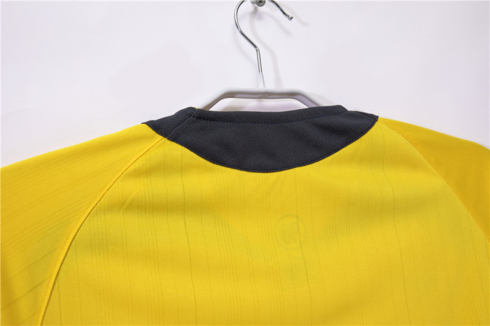 Arsenal Away Retro Jersey 2005/06