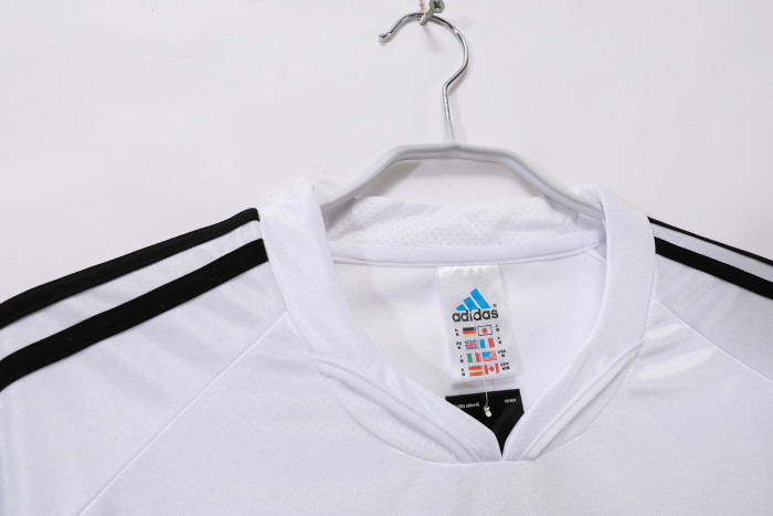 Real Madrid Home Retro Jersey 2004/05