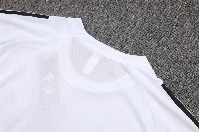 Manchester United Training Short sleeve Suit 25/26