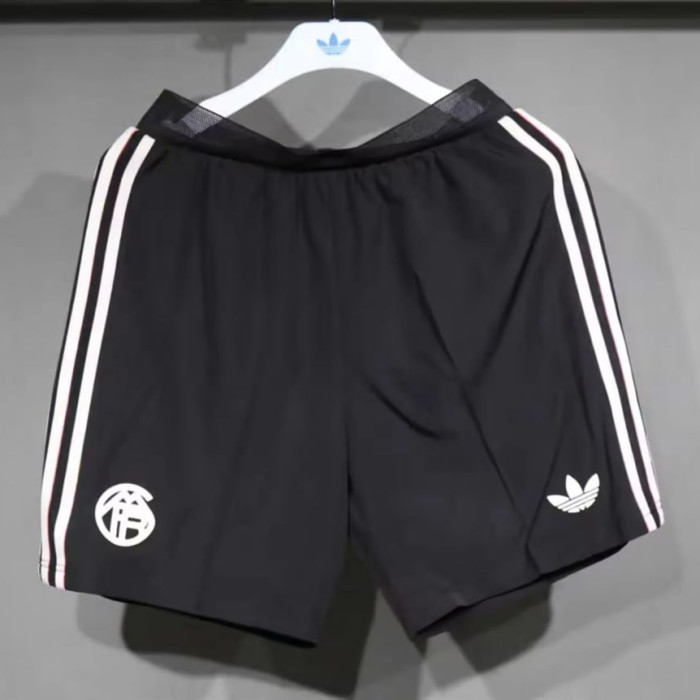 Bayern Munich Champions League Player Shorts 25/26