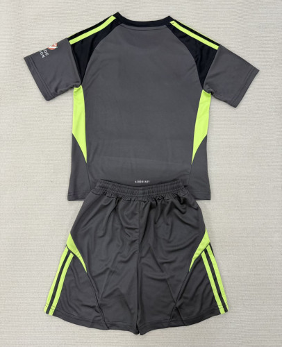 Aston Villa Goalkeeper Kids Suit 25/26