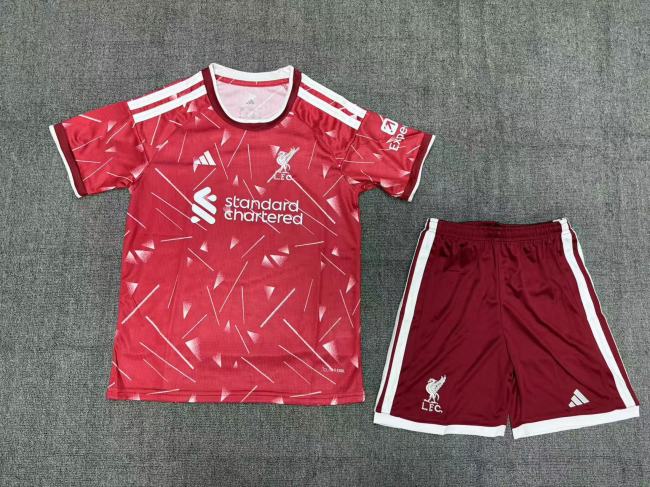 Liverpool Home Kids Suit 26/27