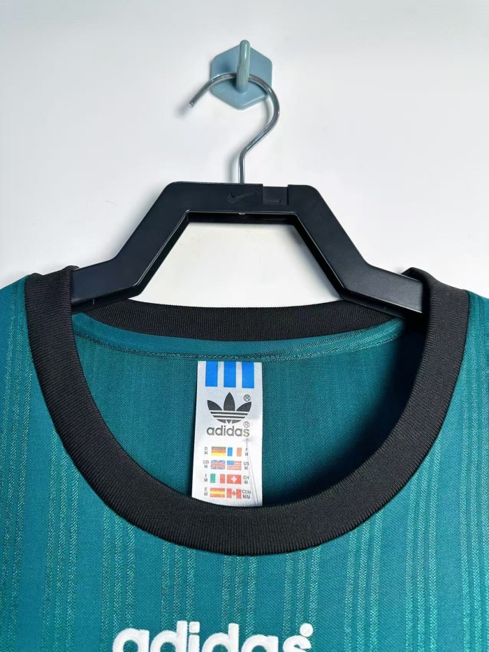 Liverpool 95-96 Special Edition Jersey