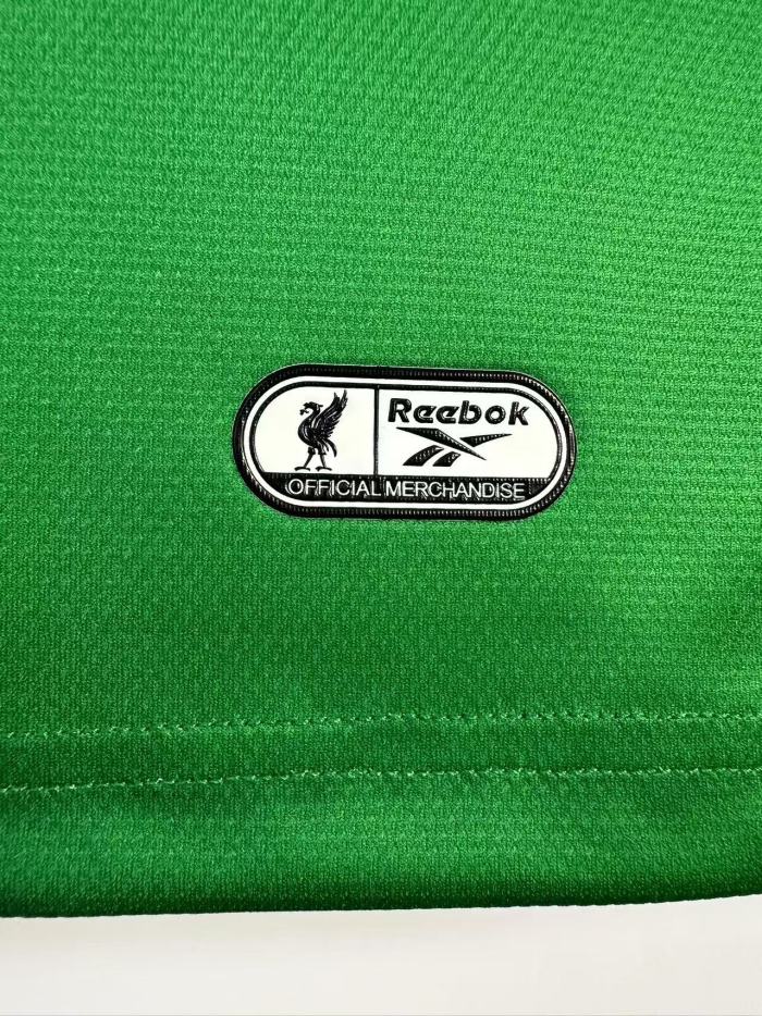 Liverpool Away Retro Jersey 1999/00