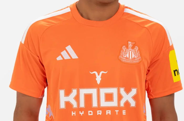 Newcastle United Goalkeeper Kids Suit 26/27