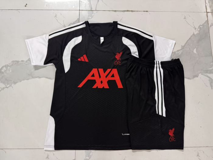 Liverpool Training Short sleeve Suit 26/27