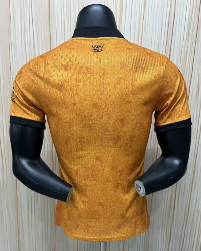 Wolves Home Player Men Jersey 26/27