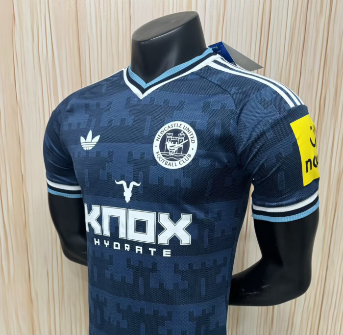 Newcastle United Man Away Player Jersey 26/27
