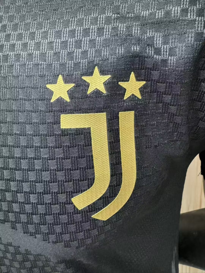 Juventus Third Man Player Jersey 26/27