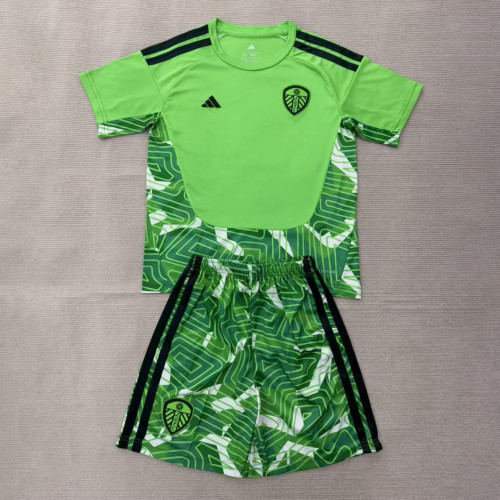 Leeds United Green Goalkeeper Kids Suit 26/27