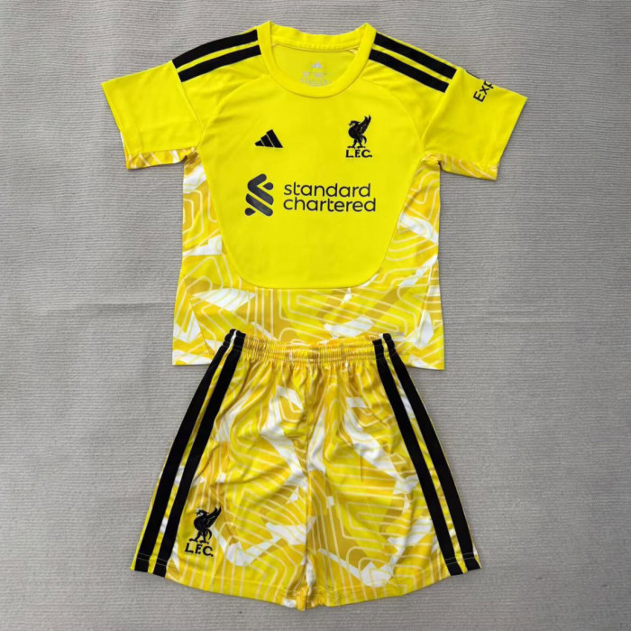 Liverpool Yellow Goalkeeper Ｍen Jersey Suit 26/27