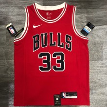 NBA  Bulls crew neck red 33  with chip  1:1