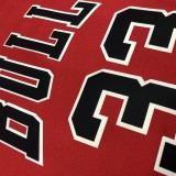 NBA  Bulls crew neck red 33  with chip  1:1