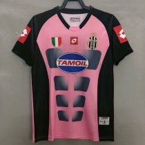 Retro Juventus Home  1:1 Quality Soccer Jersey  2003