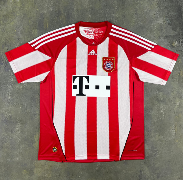 Retro Bayern Munich Home  1:1 Quality Soccer Jersey   2010-2011