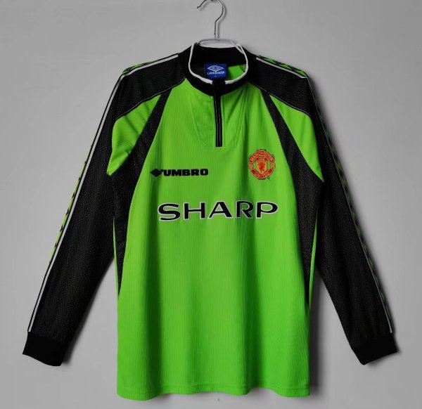 Retro Manchester United Green  Long Sleeve 1:1 Quality Soccer Jersey  1998-1999