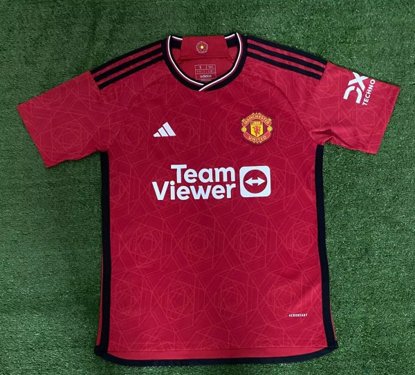 Manchester United Home Fans 1:1 Quality Soccer Jersey    23-24
