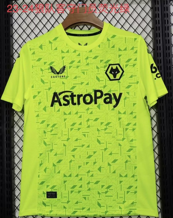 Wolves  goalkeeper Fans 1:1 Quality Soccer Jersey  23-24