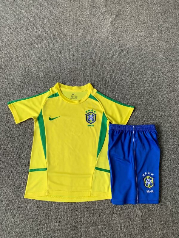 Retro  Brazil Home   Kids  2002