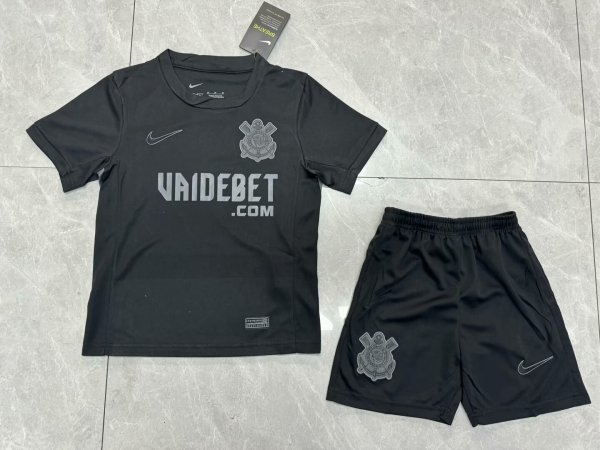 Corinthians  Away  kids  24-25
