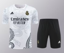 Real Madrid  Training  set 1:1 Quality Soccer Jersey    24-25
