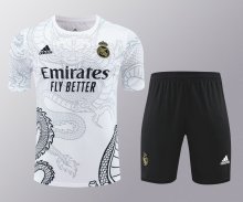 Real Madrid  Training  set 1:1 Quality Soccer Jersey    24-25