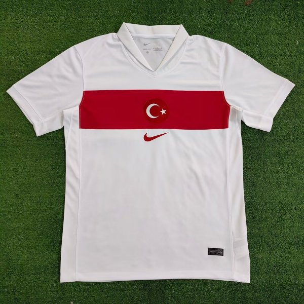 Turkey Home Fans  1:1 Quality Soccer Jersey   24-25