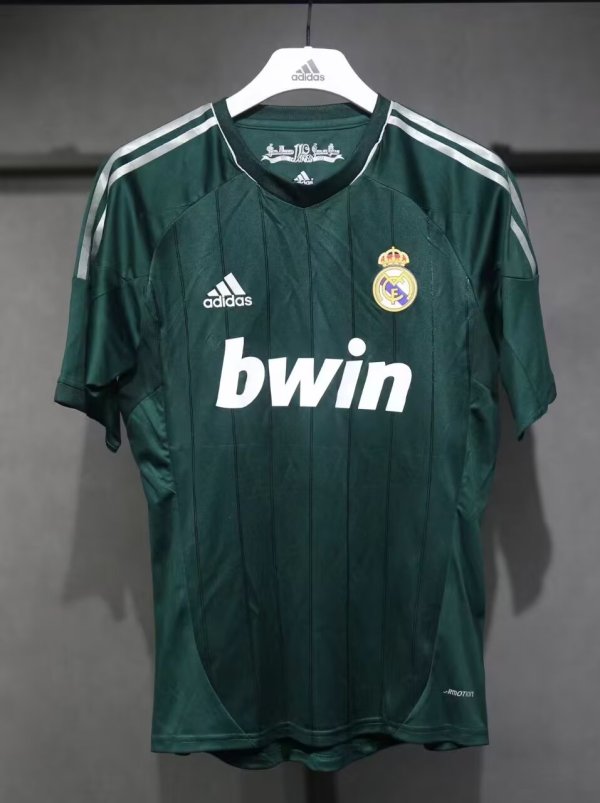 Retro Real Madrid third away Player  1:1 Quality Soccer Jersey  2012-2013