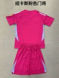 Newcastle goalkeeper kids 1:1 Quality Soccer Jersey  24-25