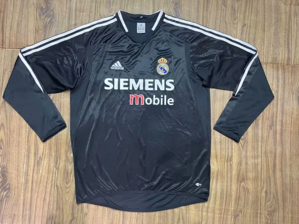 Retro Real Madrid  long Away 1:1 Quality Soccer Jersey  2004 2005