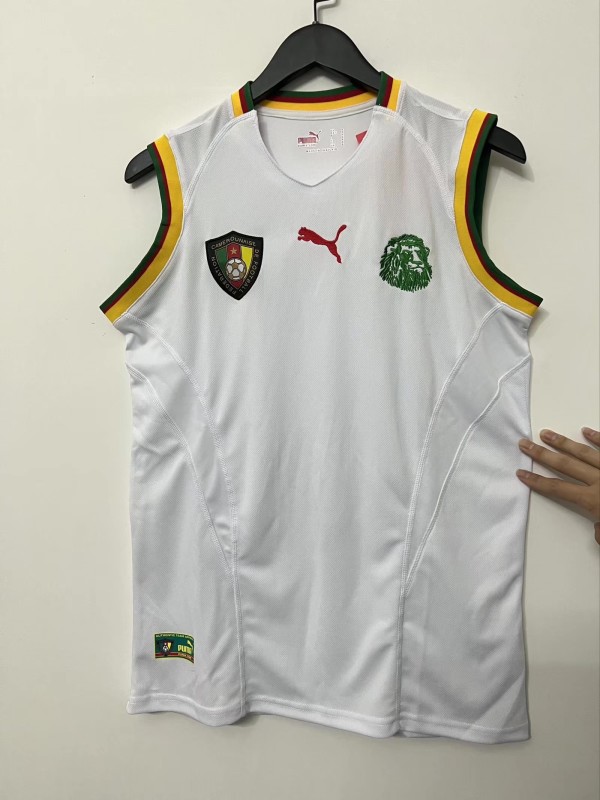 Retro Cameroon vest 1:1 Quality Soccer Jersey  2002