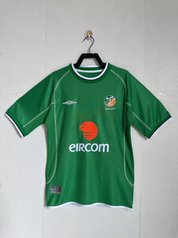 Retro Ireland home 1:1 Quality Soccer Jersey  2002