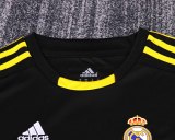 Retro Real Madrid  goalkeeper kids 1:1 Quality Soccer Jersey  2011-2012