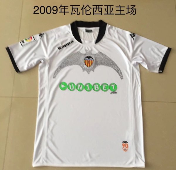 Retro Valencia  home fans 1:1 Quality Soccer Jersey  2009