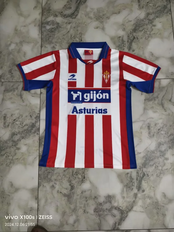 Retro Sporting de Gijon home 1:1 Quality Soccer Jersey  2002-2003