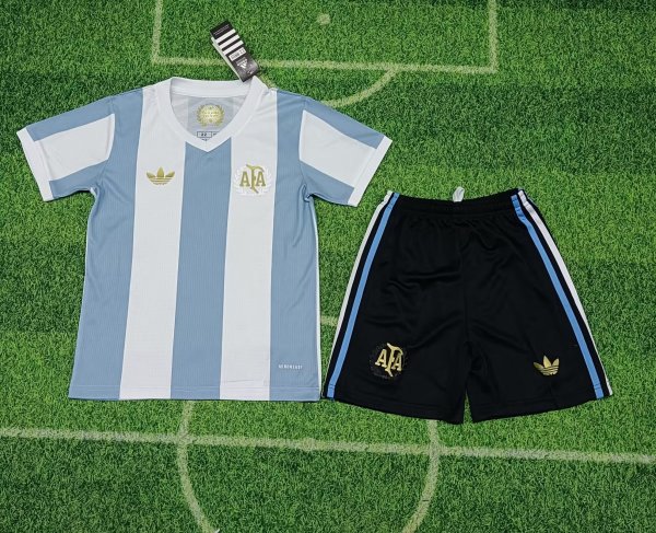 Argentina 50th anniversary Kids 24-25