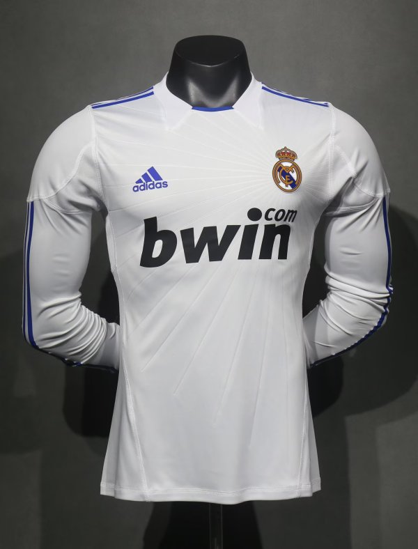 Retro Real Madrid player long  home 1：1   2010-2011