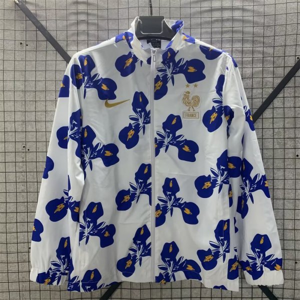 France   Windbreaker white 24-25