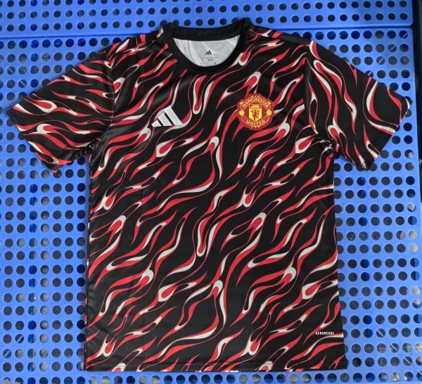 Manchester United training Special Edition Fans 1:1 Quality Soccer Jersey    25-26