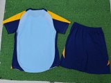 Real Madrid thaining  kids player  1:1 Quality Soccer Jersey  24-25